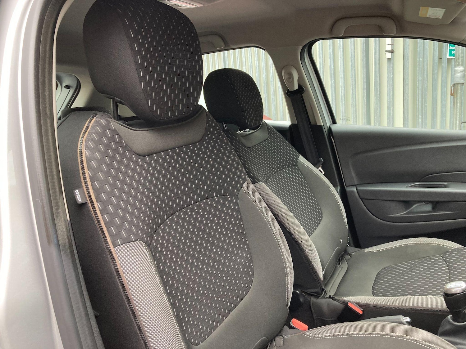 Used Renault Captur 2018 for sale - 76498708: Photo 48