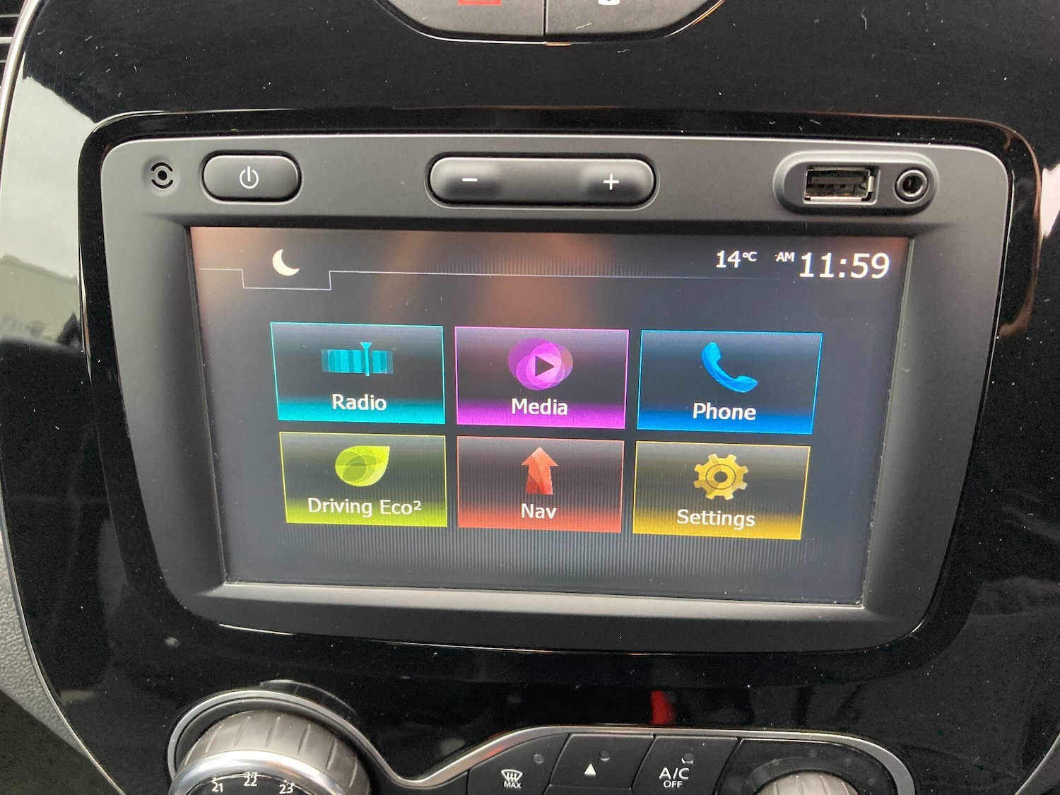 Used Renault Captur 2018 for sale - 76498708: Photo 57