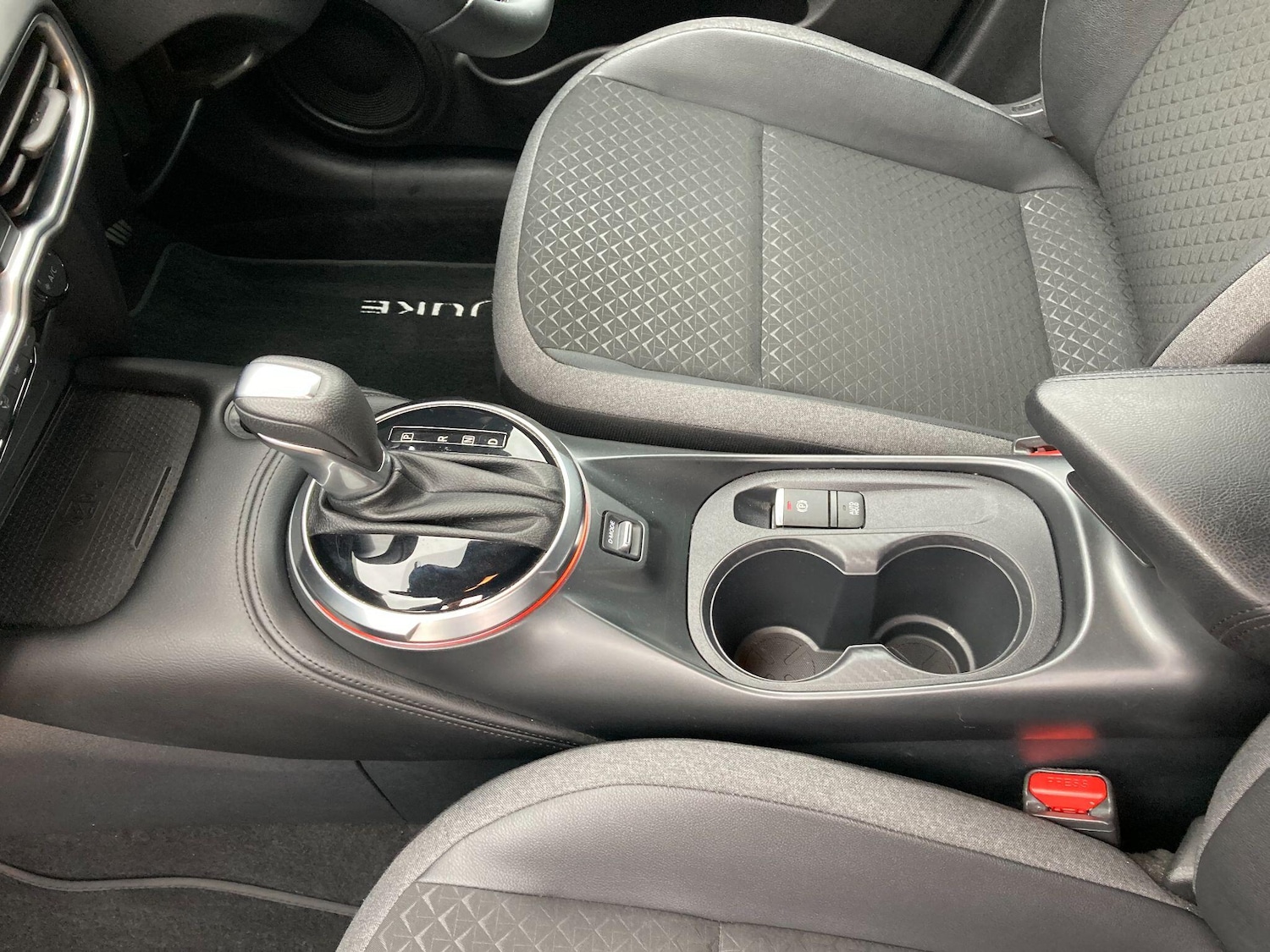 Used Nissan Juke 2024 for sale - 76499420: Photo 31