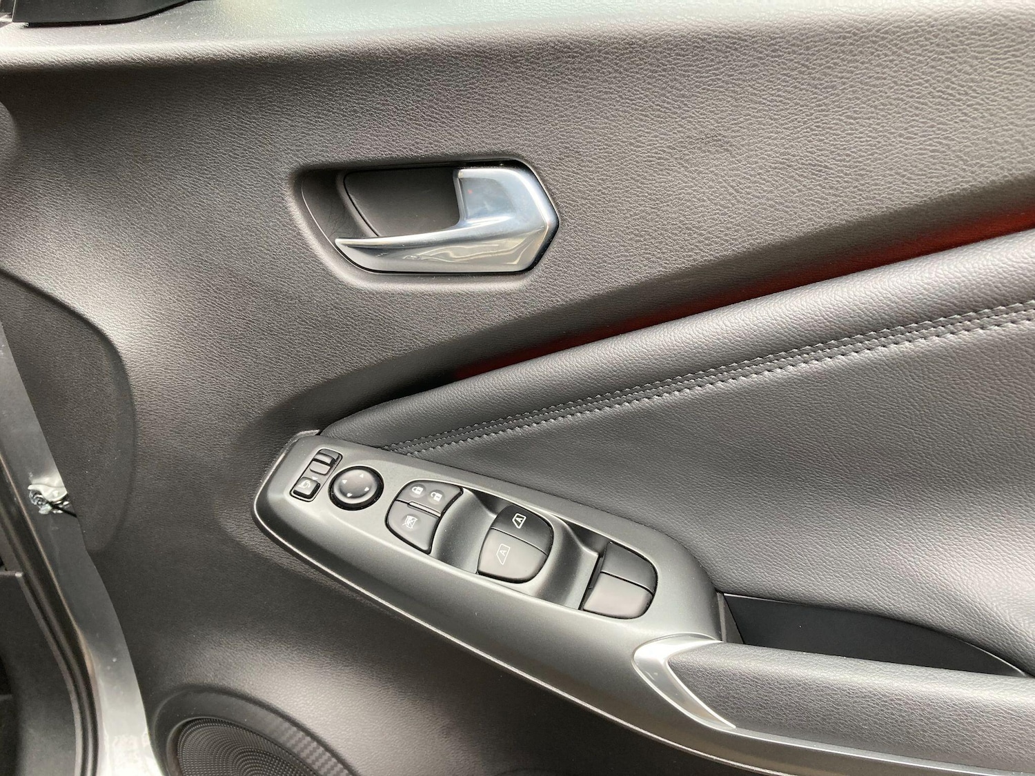 Used Nissan Juke 2024 for sale - 76499420: Photo 46