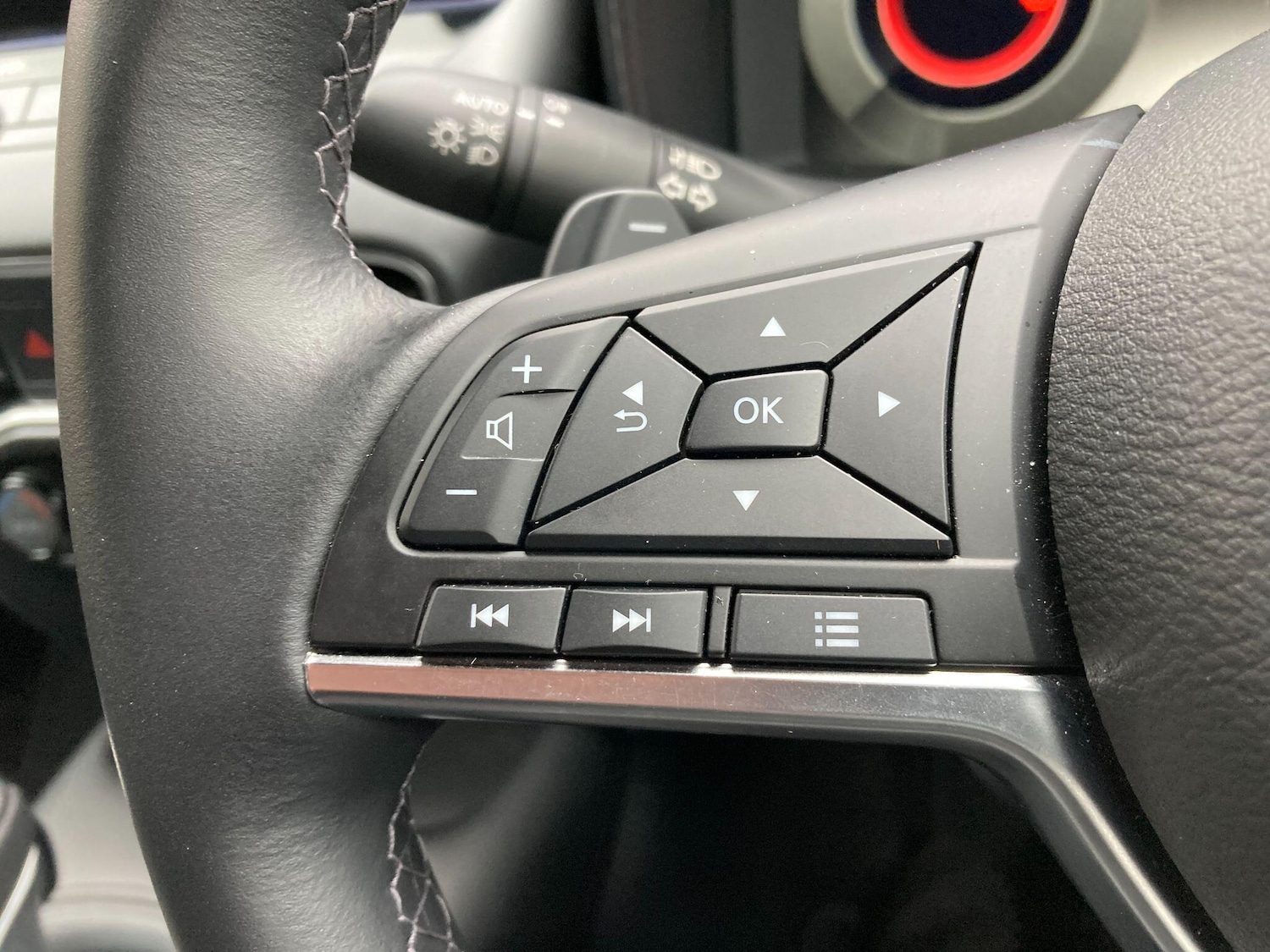 Used Nissan Juke 2024 for sale - 76499420: Photo 52