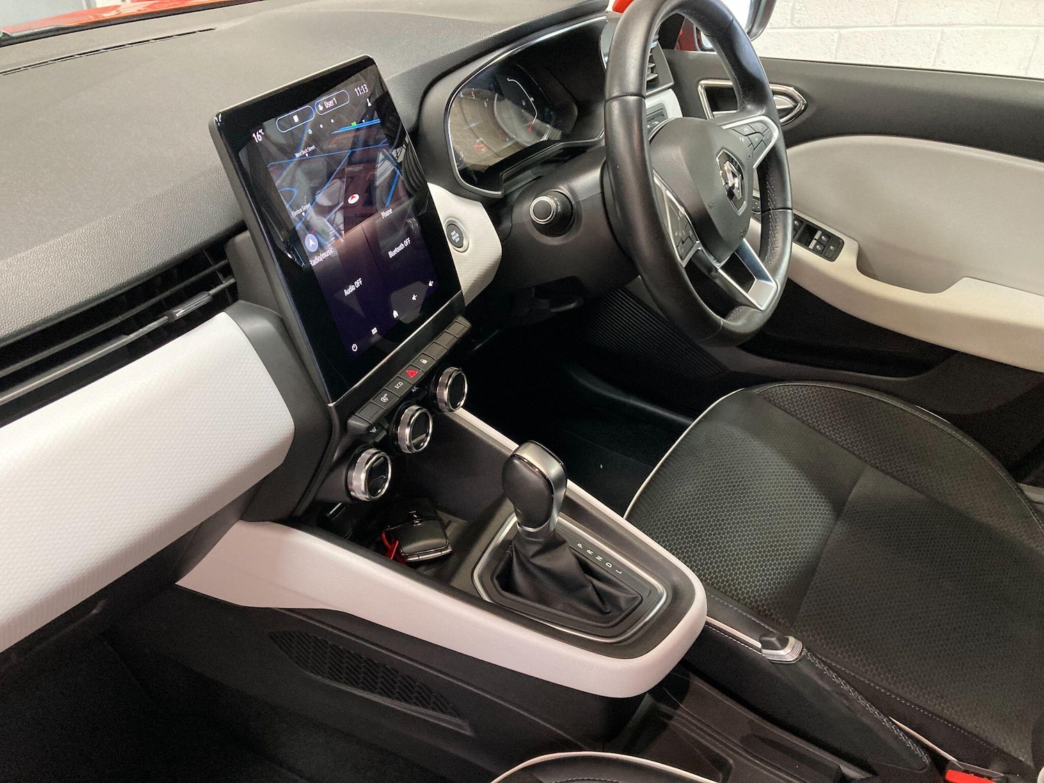 Used Renault Clio 2021 for sale - 76136355: Photo 28