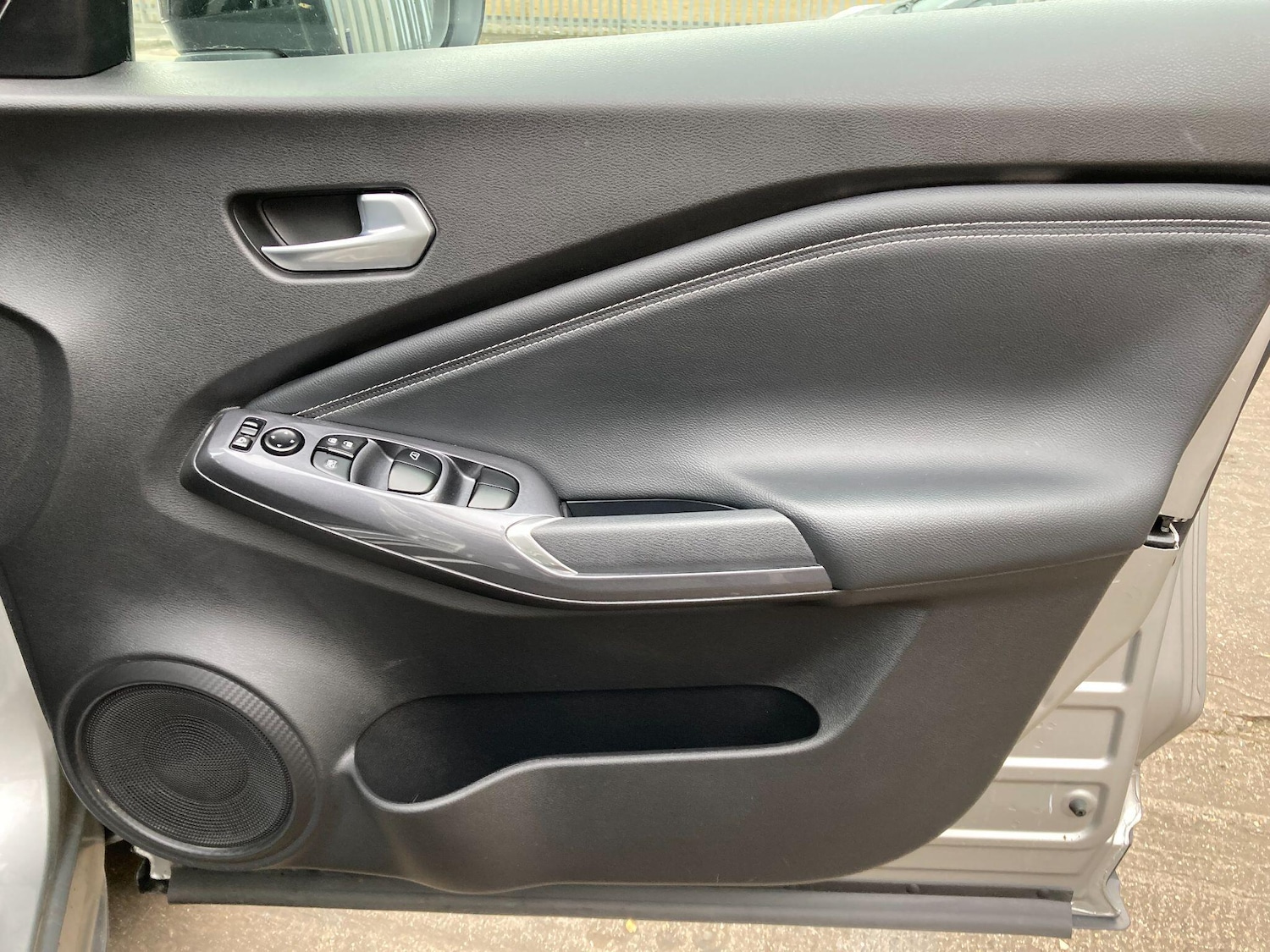 Used Nissan Juke 2023 for sale - 76446389: Photo 48