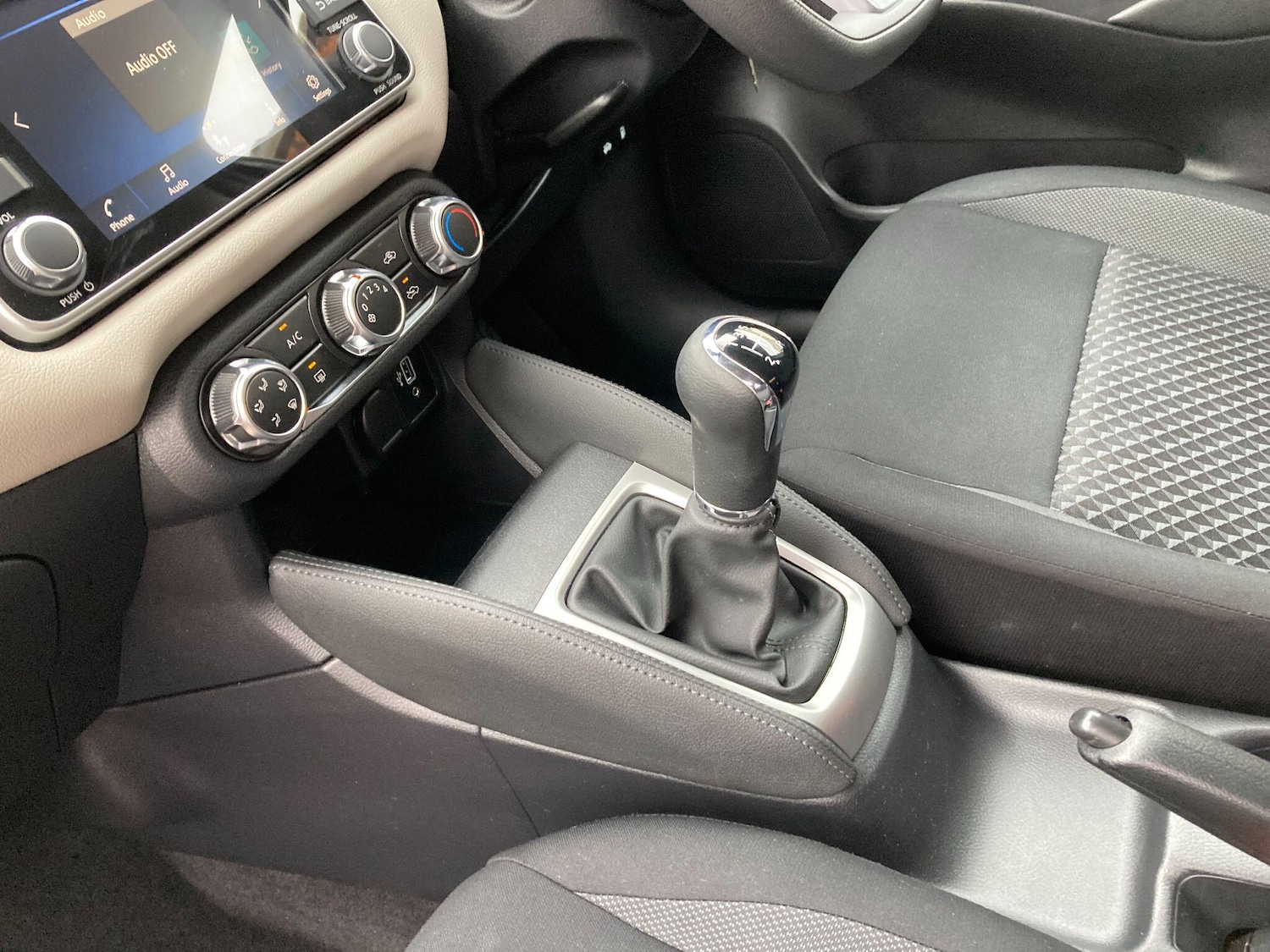 Used Nissan Micra for sale - 77306210: Photo 29