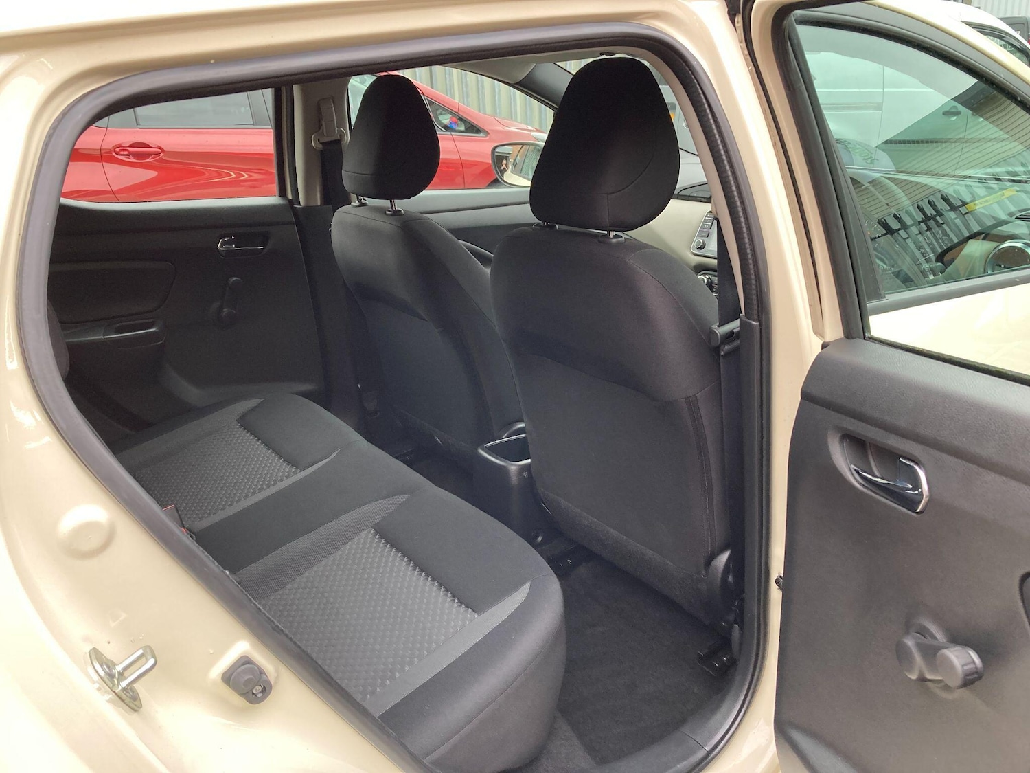 Used Nissan Micra for sale - 77306210: Photo 38