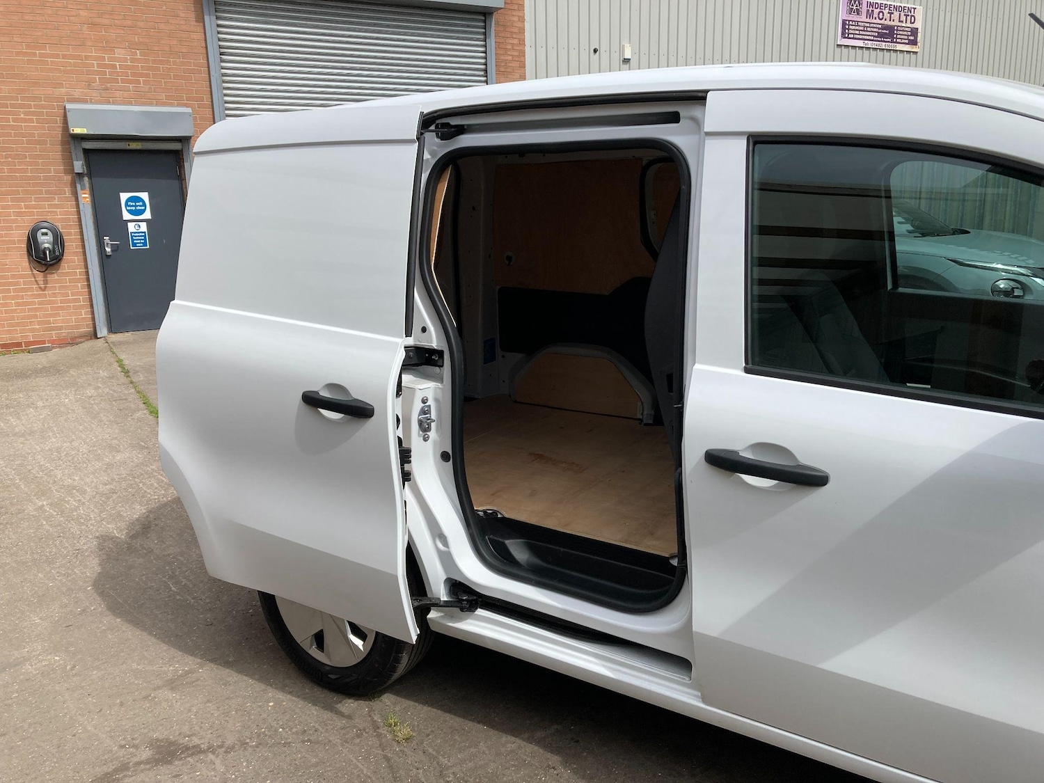 Used Nissan Other 2024 for sale - 77320924: Photo 19