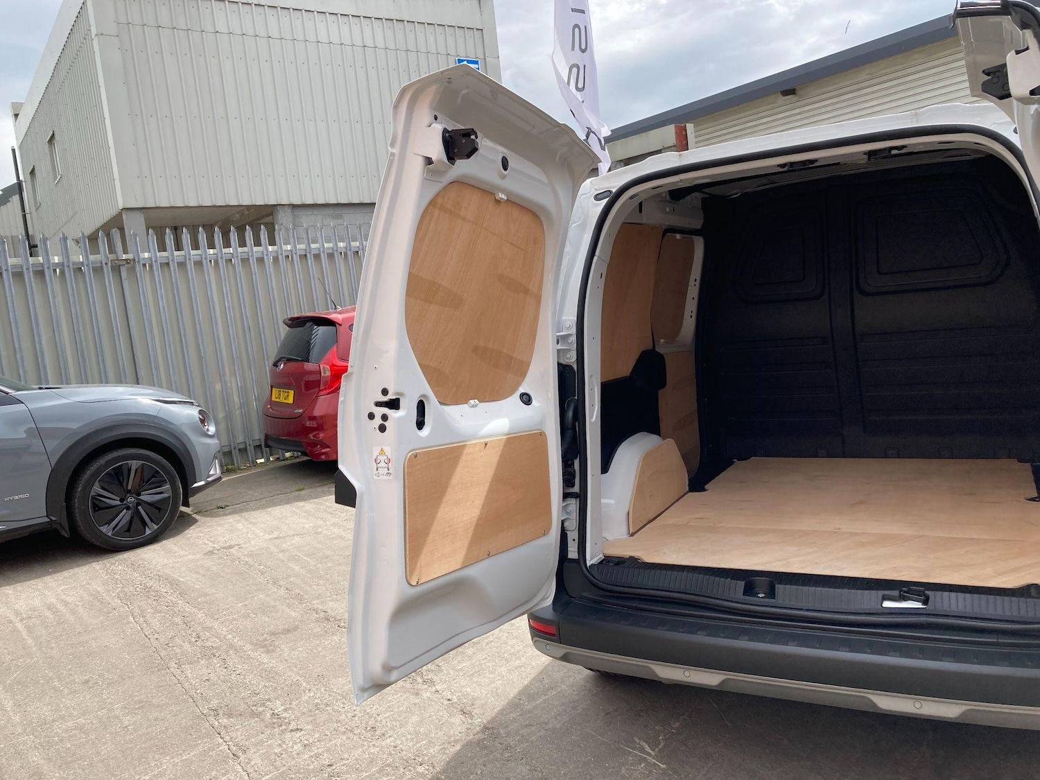 Used Nissan Other 2024 for sale - 77320924: Photo 31