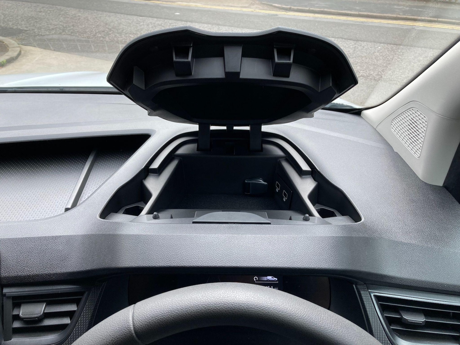 Used Nissan Other 2024 for sale - 77320924: Photo 55