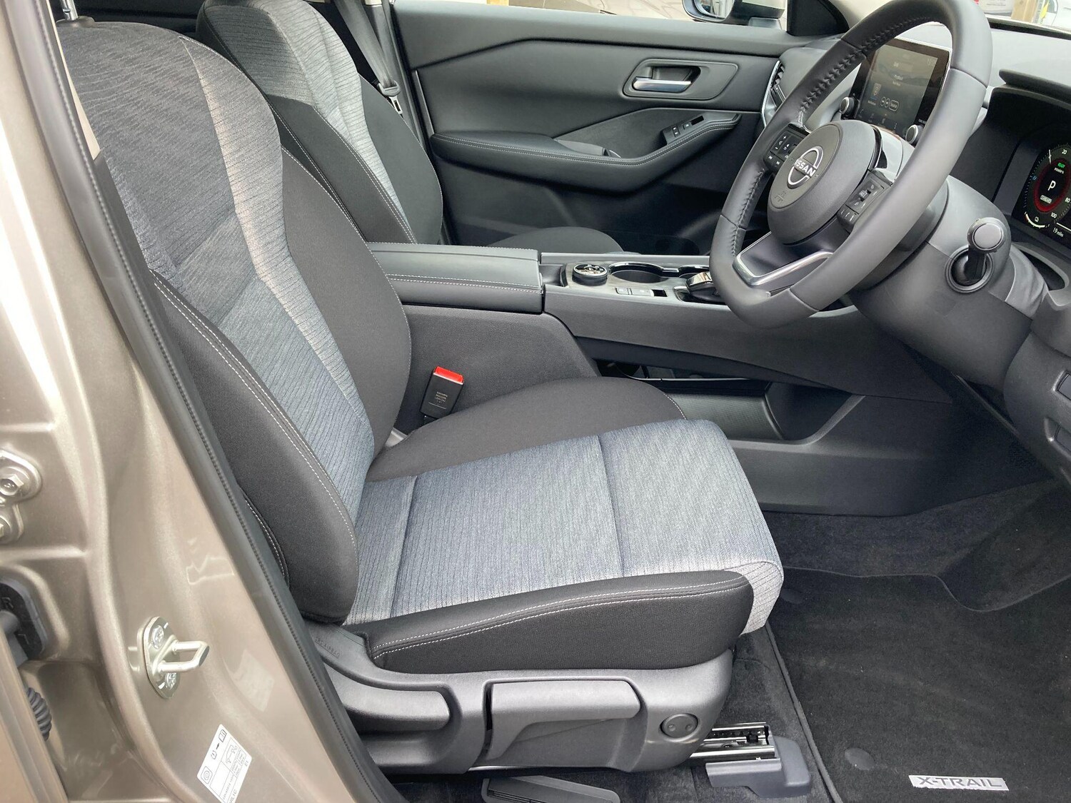 Used Nissan X-Trail 2025 for sale - 77710168: Photo 44