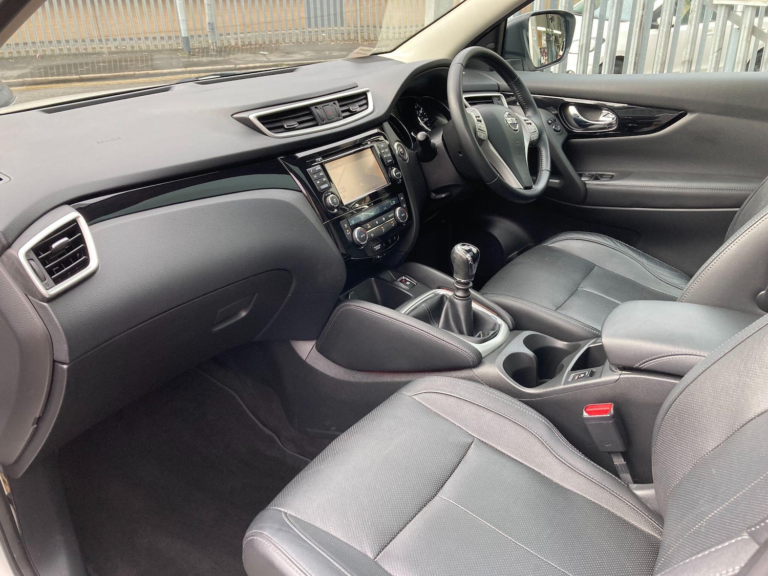 Used Nissan Qashqai 2017 for sale - 76538891: Photo 31