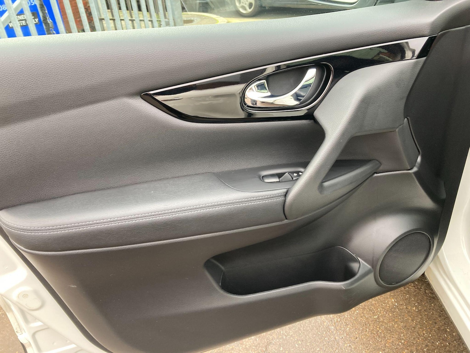 Used Nissan Qashqai 2017 for sale - 76538891: Photo 39