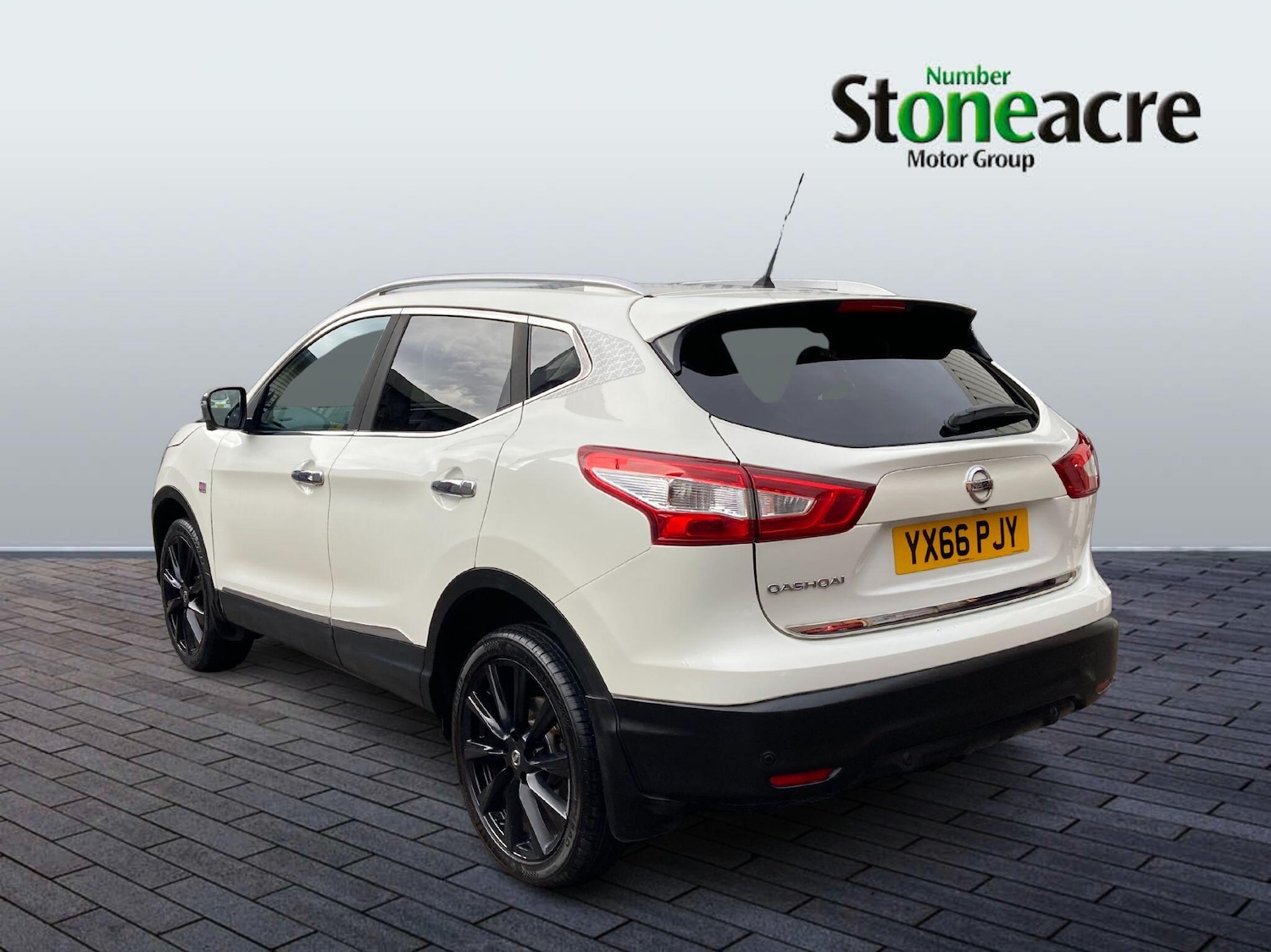 Used Nissan Qashqai 2017 for sale - 76538891: Photo 4