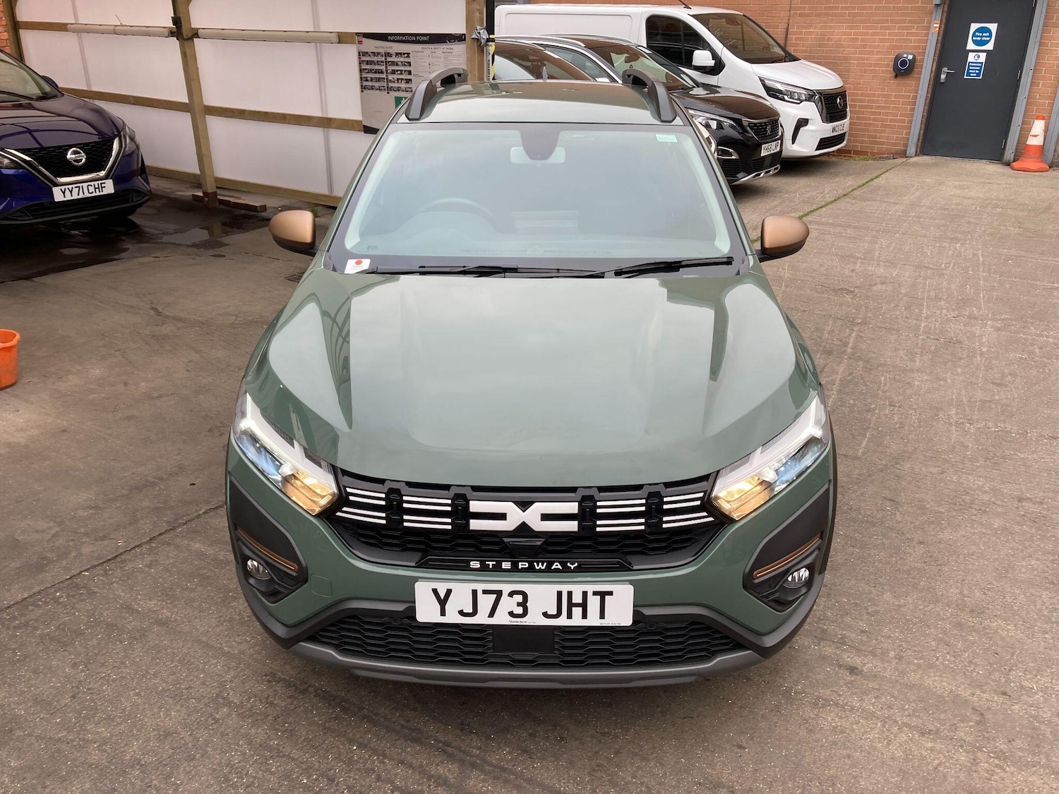 Used Dacia Sandero 2023 for sale - 76270216: Photo 16