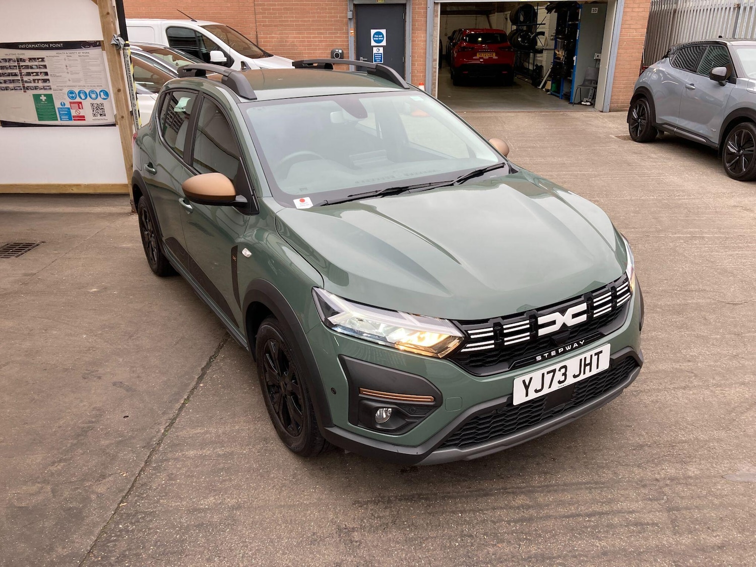 Used Dacia Sandero 2023 for sale - 76270216: Photo 18