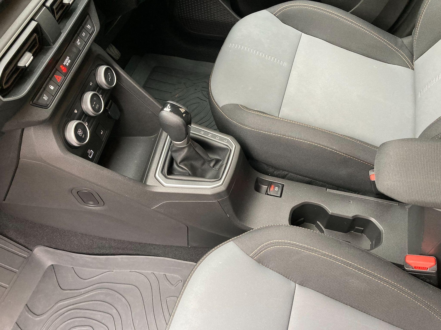 Used Dacia Sandero 2023 for sale - 76270216: Photo 34