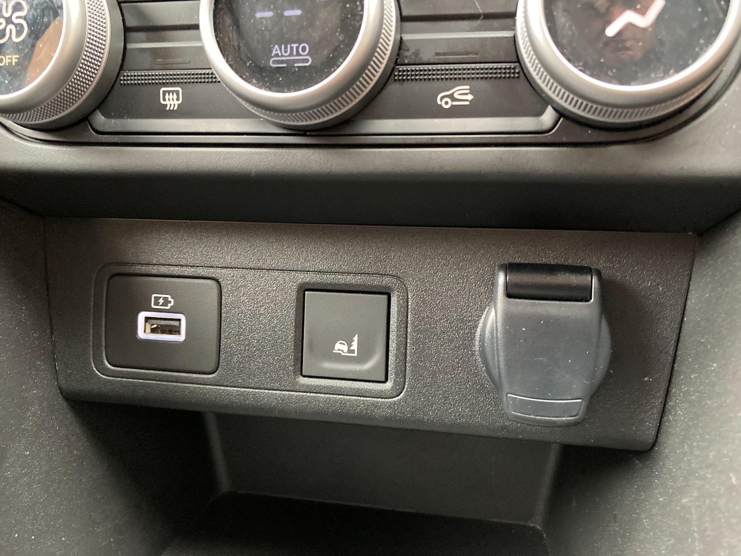 Used Dacia Sandero 2023 for sale - 76270216: Photo 58