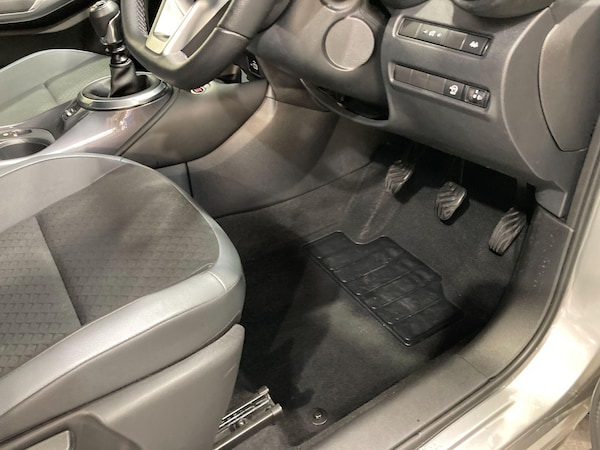 Used Nissan Juke 2023 for sale - 75635668: Photo 44