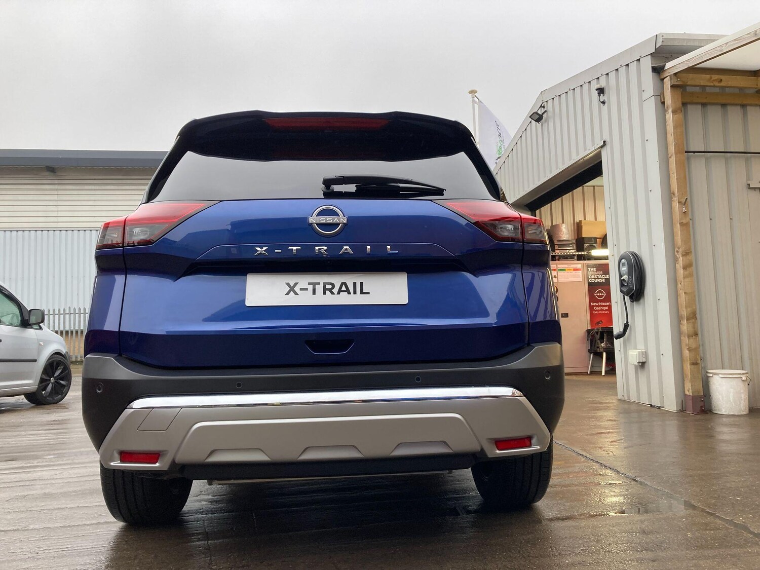 Used Nissan X-Trail for sale - 77839318: Photo 25