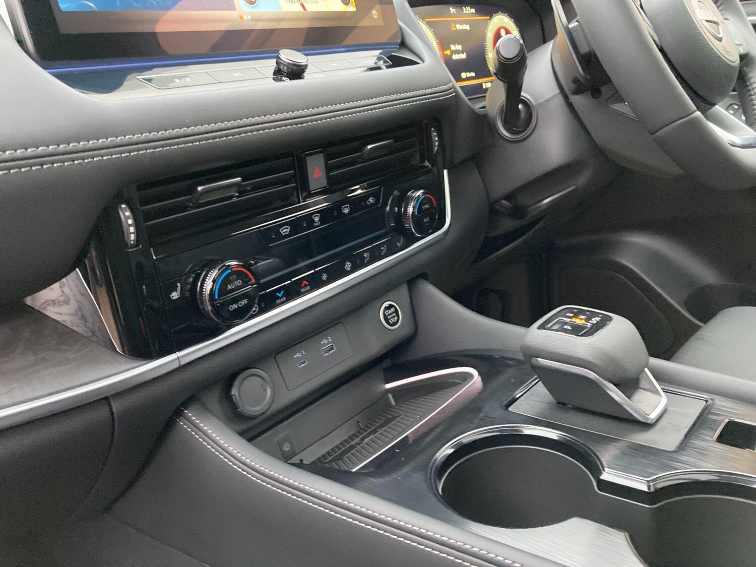 Used Nissan X-Trail for sale - 77839318: Photo 39