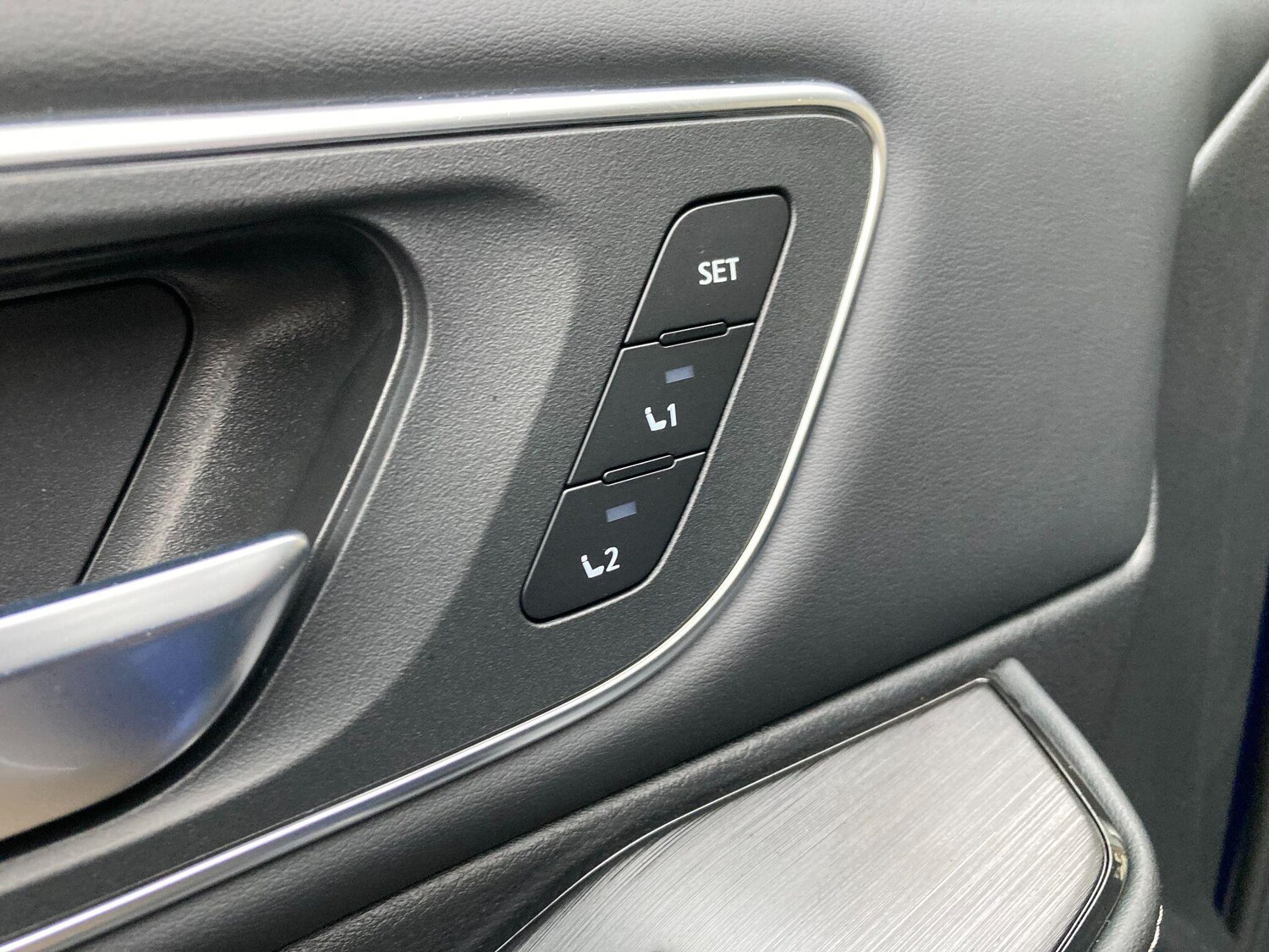 Used Nissan X-Trail for sale - 77839318: Photo 49