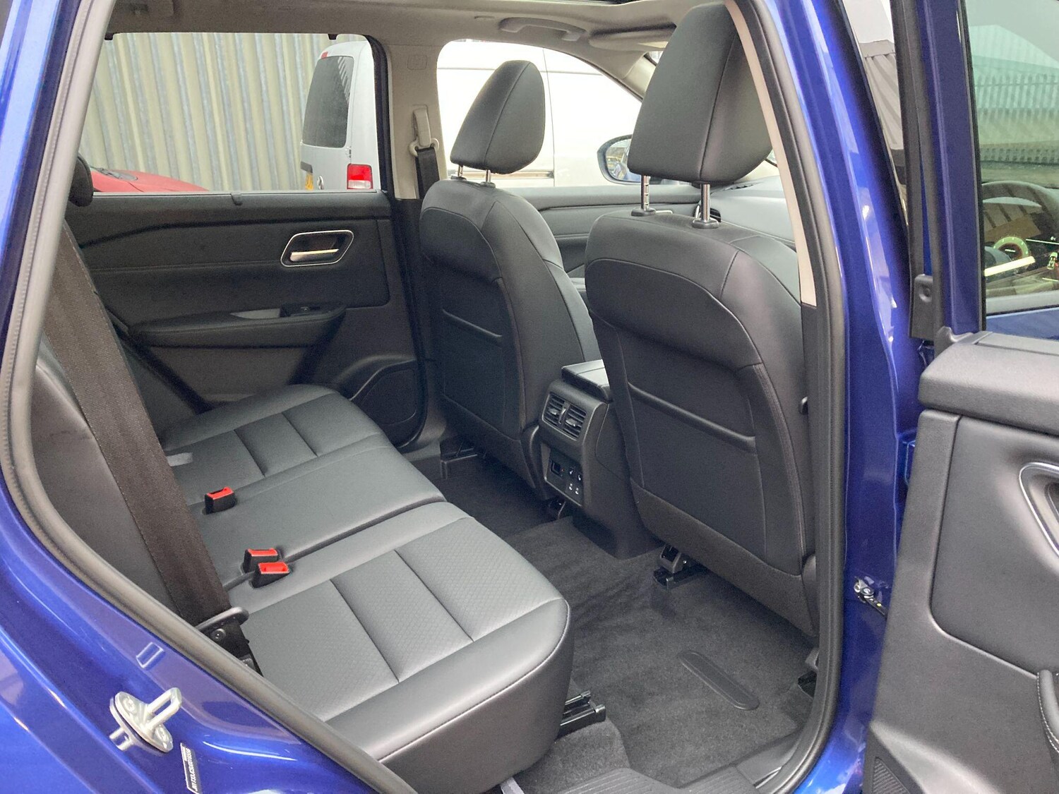 Used Nissan X-Trail for sale - 77839318: Photo 52