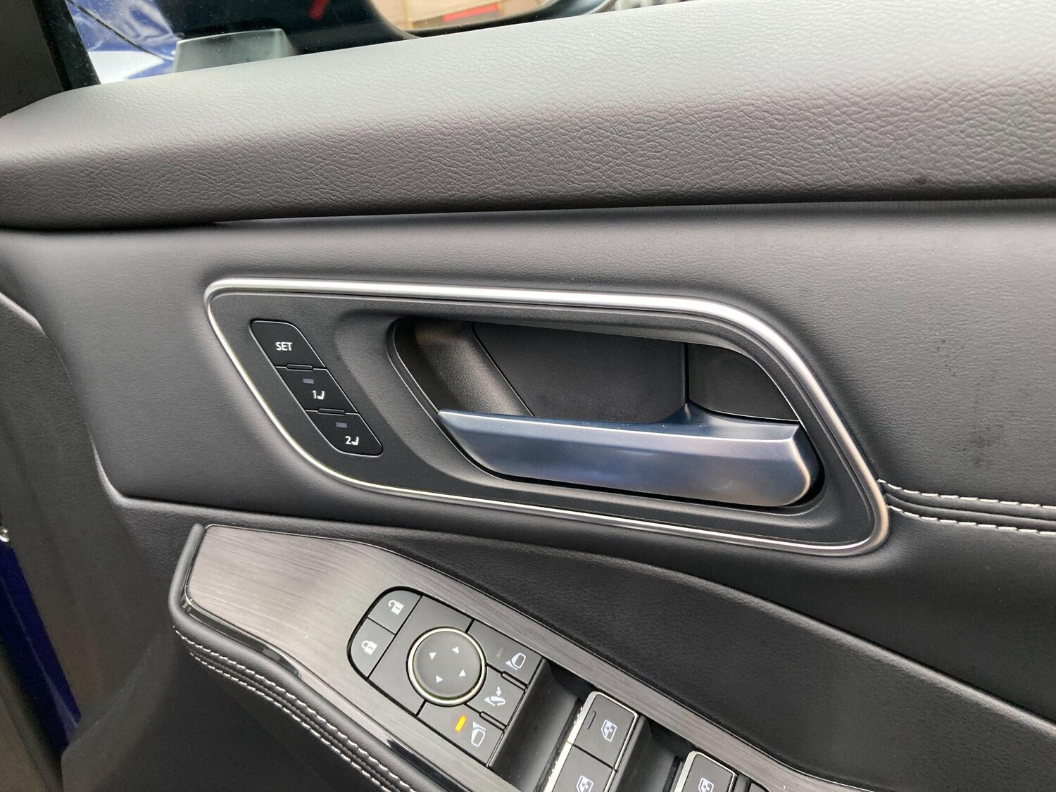 Used Nissan X-Trail for sale - 77839318: Photo 59