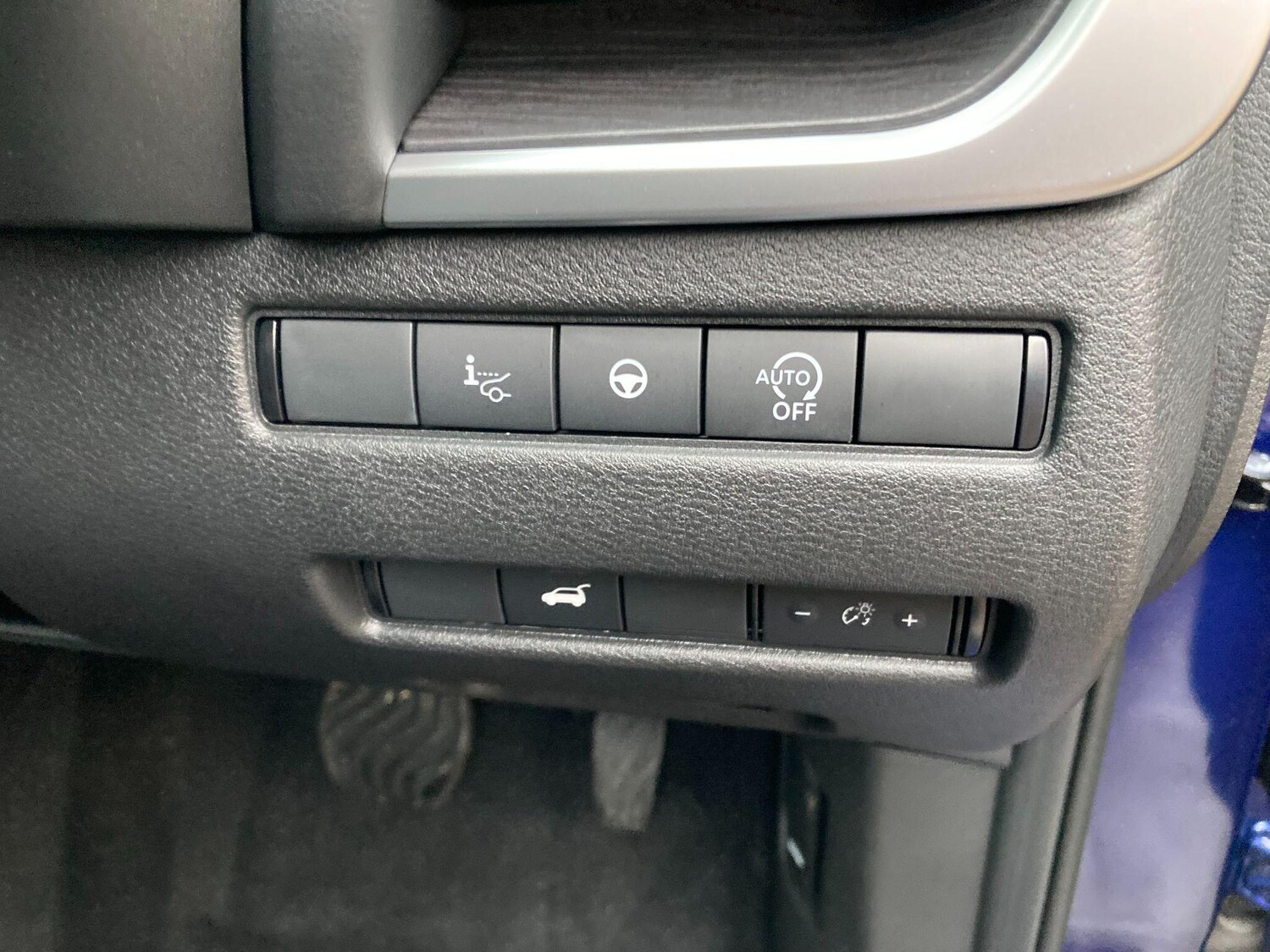 Used Nissan X-Trail for sale - 77839318: Photo 63