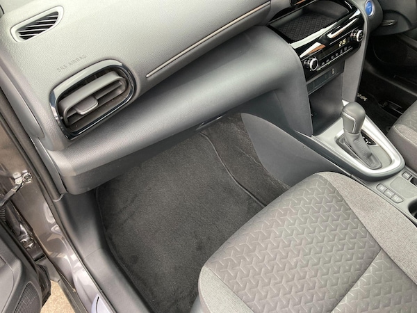 Used Toyota Yaris Cross 2023 for sale - 75687486: Photo 33