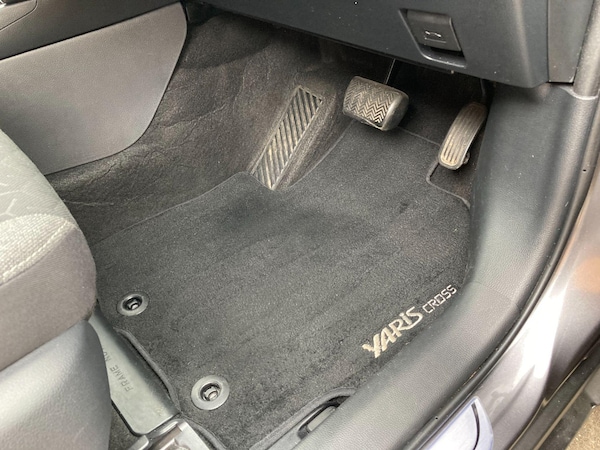 Used Toyota Yaris Cross 2023 for sale - 75687486: Photo 42