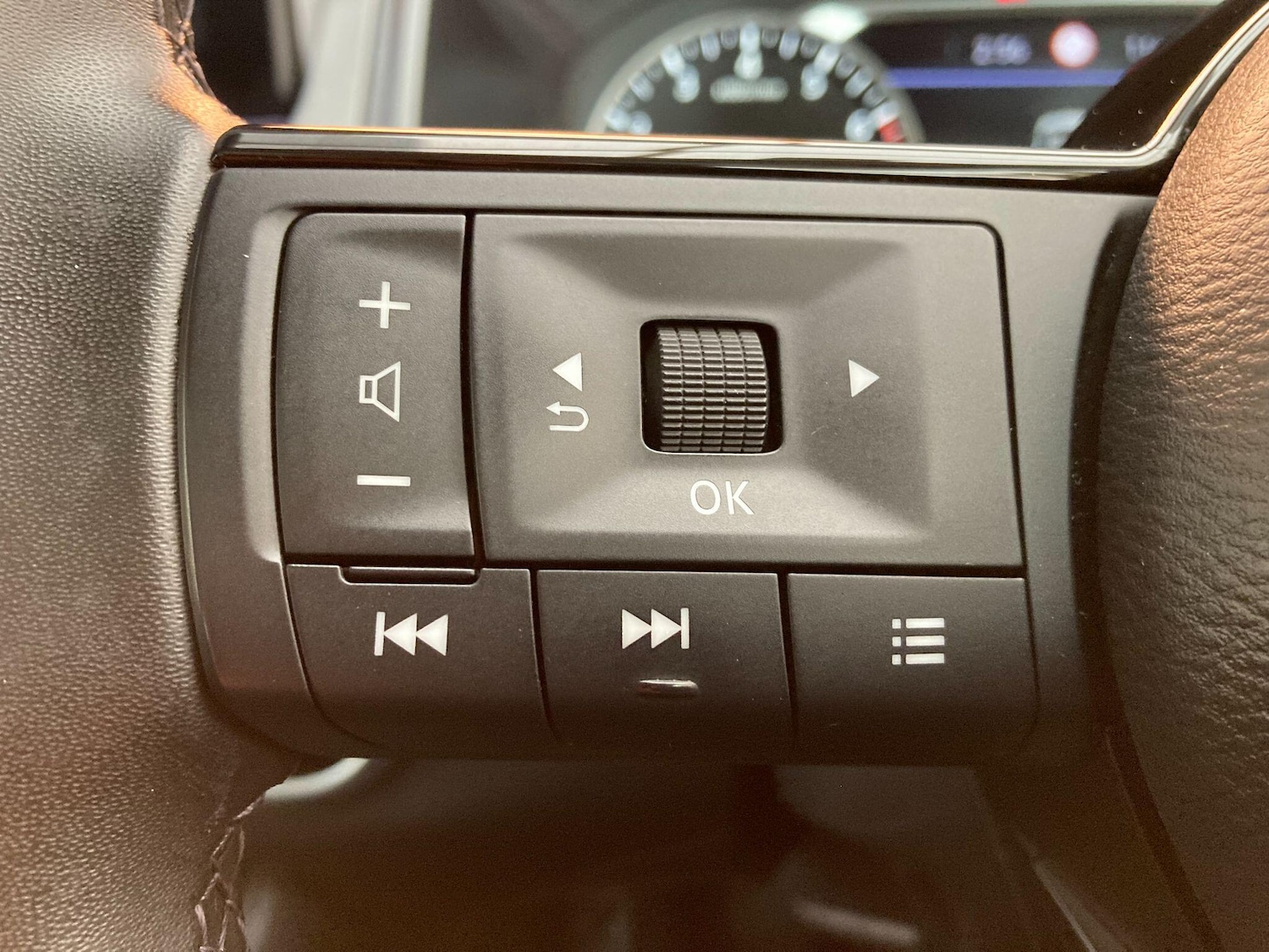 Used Nissan Qashqai 2024 for sale - 77091881: Photo 54