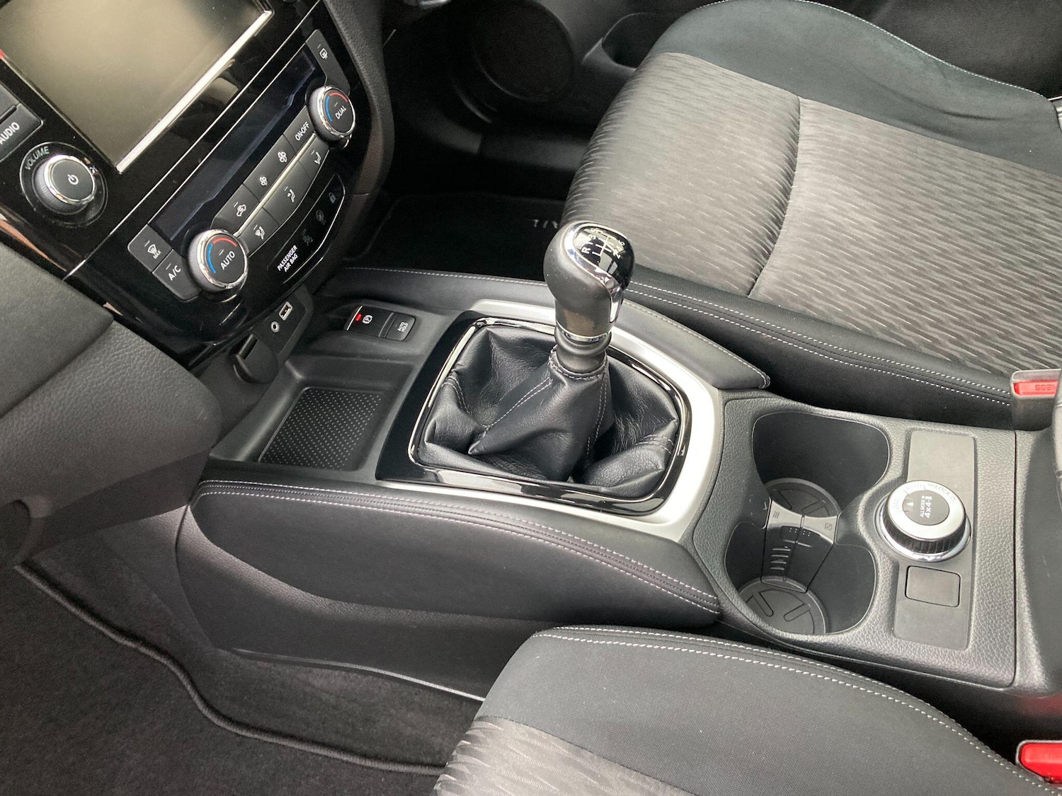 Used Nissan X-Trail 2021 for sale - 77163443: Photo 36