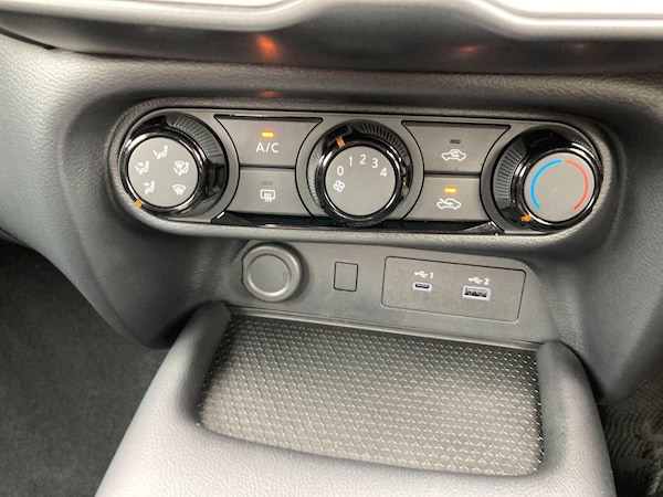 Used Nissan Juke 2024 for sale - 75634536: Photo 57
