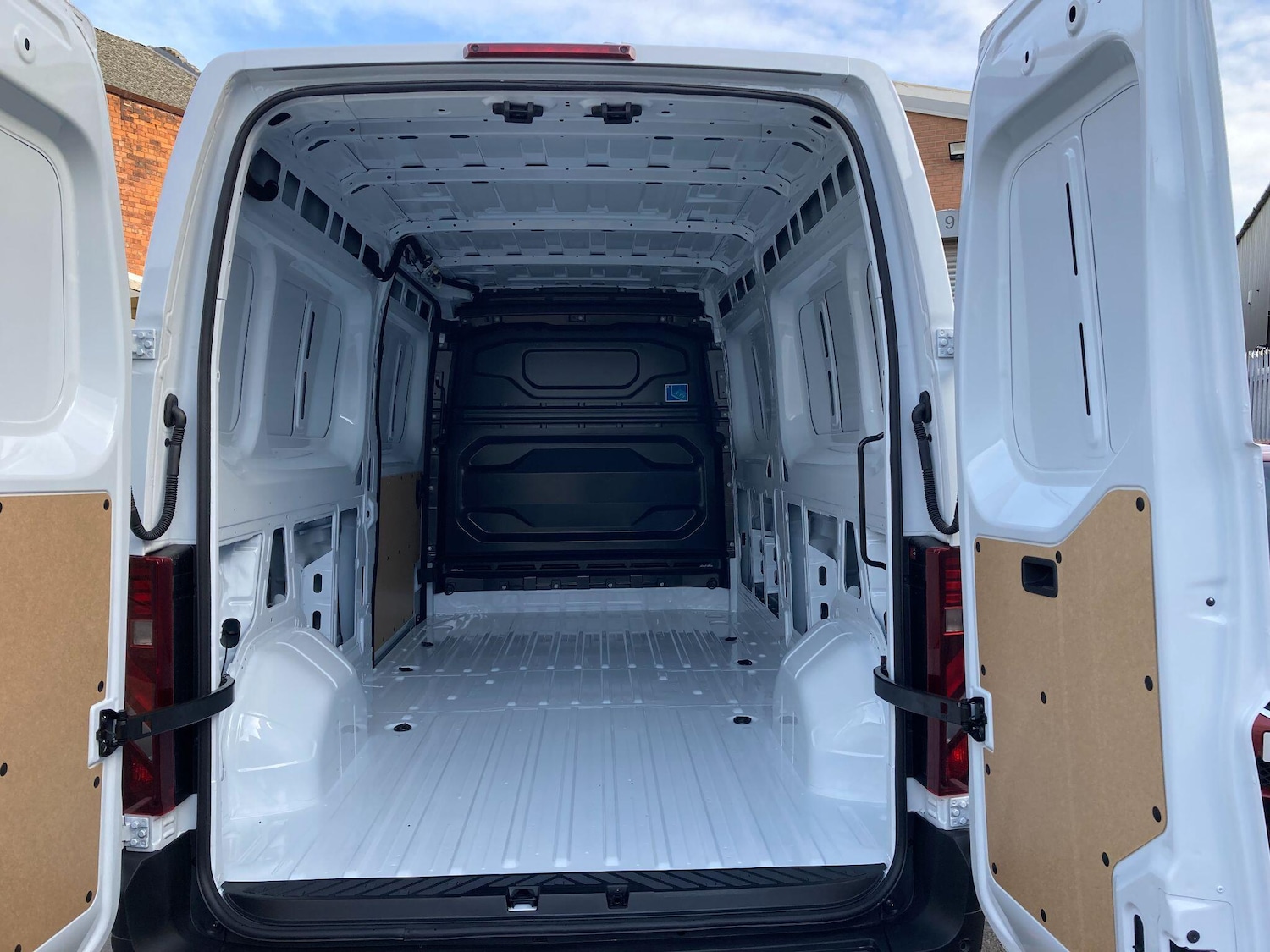 Used Nissan Interstar 2026 for sale - 78062638: Photo 26