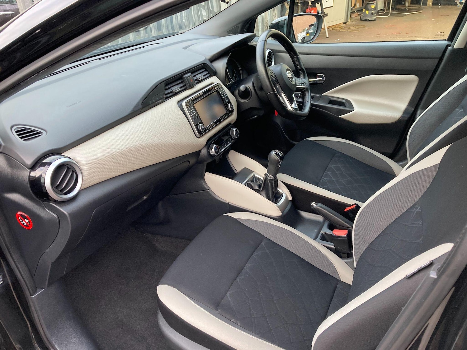 Used Nissan Micra 2017 for sale - 77358731: Photo 29