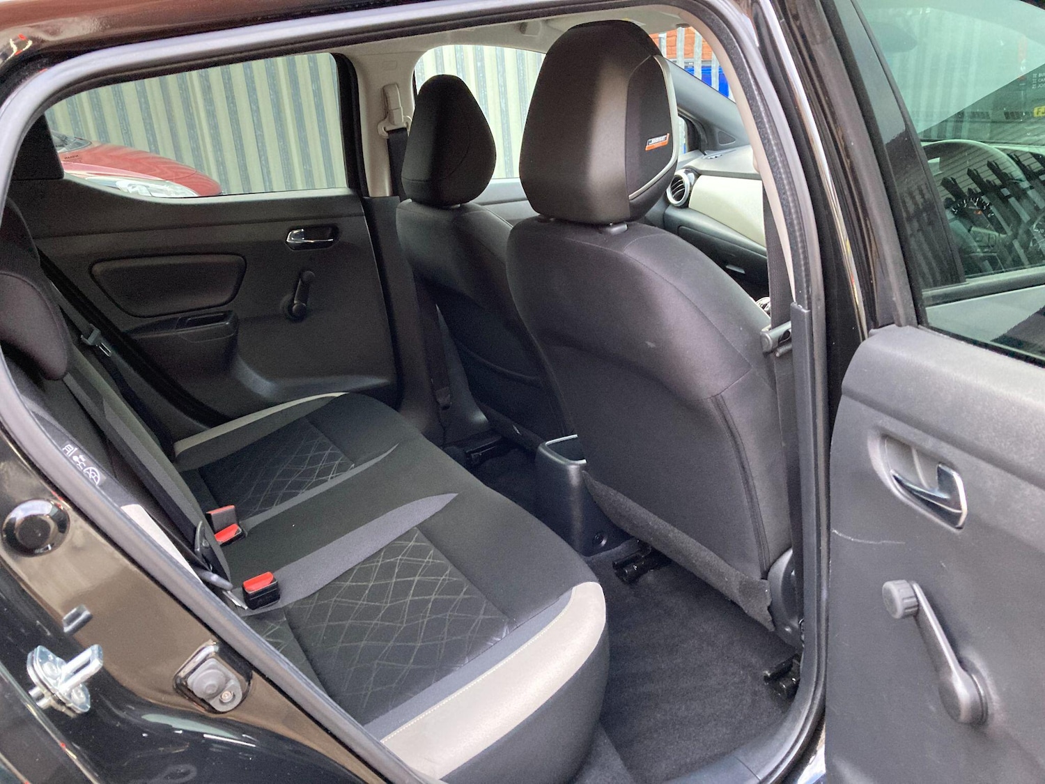 Used Nissan Micra 2017 for sale - 77358731: Photo 41