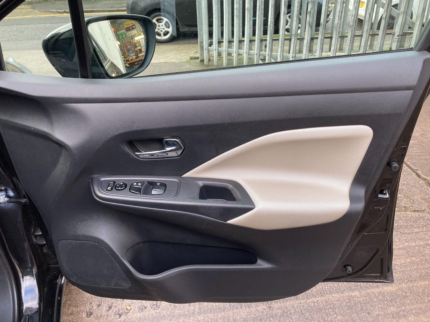 Used Nissan Micra 2017 for sale - 77358731: Photo 45