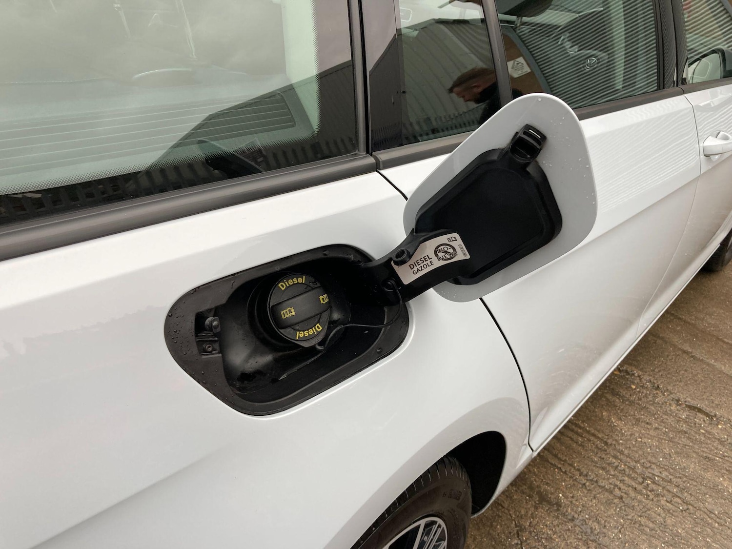 Used Volkswagen Golf 2018 for sale - 77081296: Photo 21