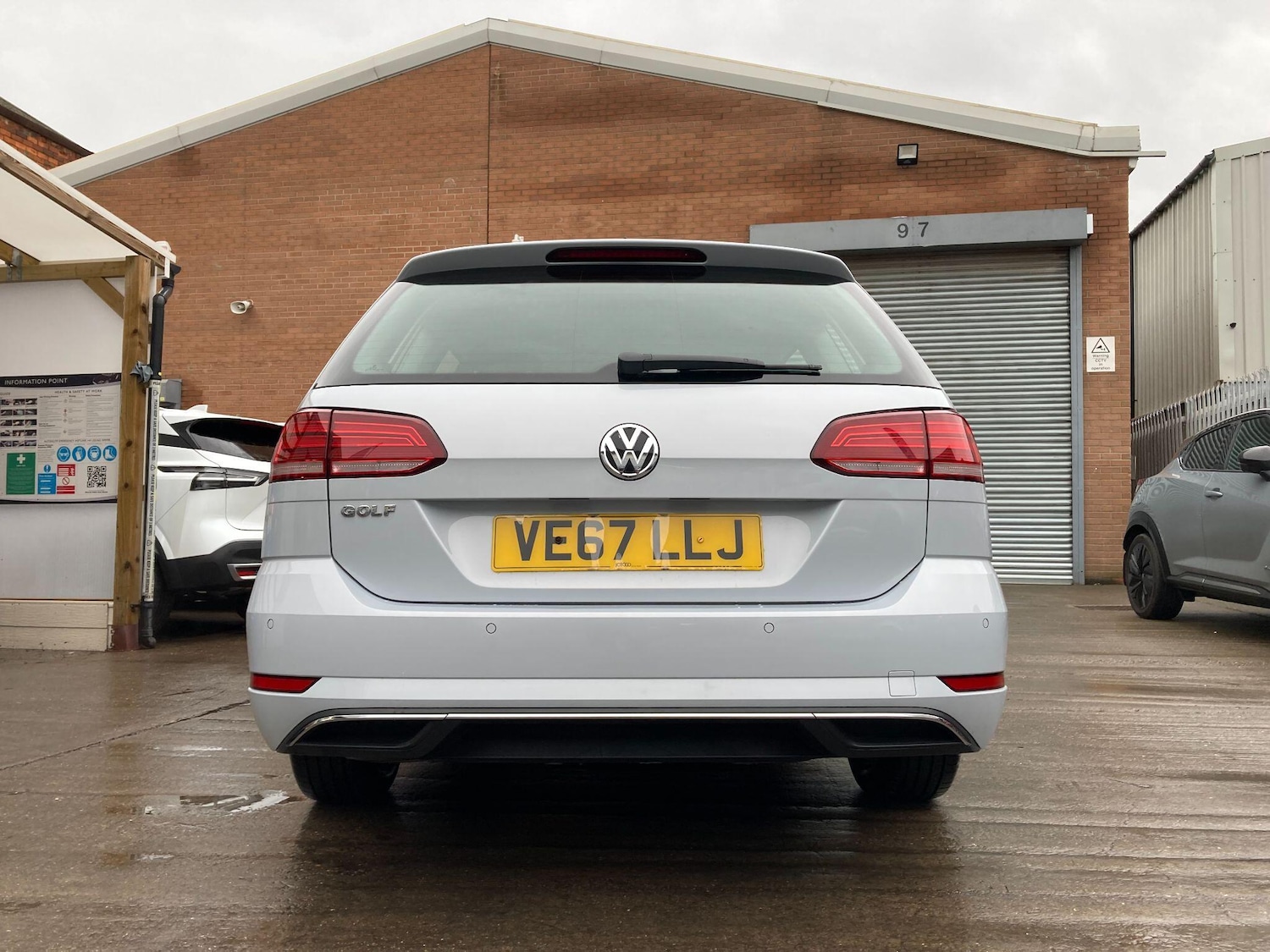 Used Volkswagen Golf 2018 for sale - 77081296: Photo 26