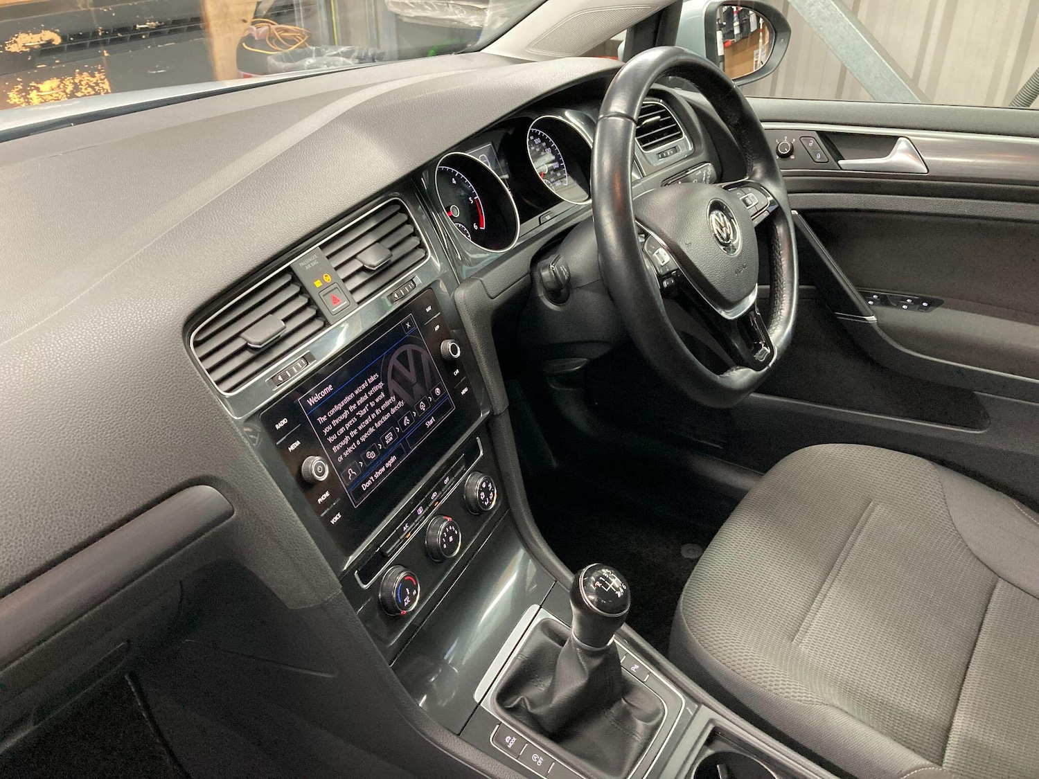 Used Volkswagen Golf 2018 for sale - 77081296: Photo 30