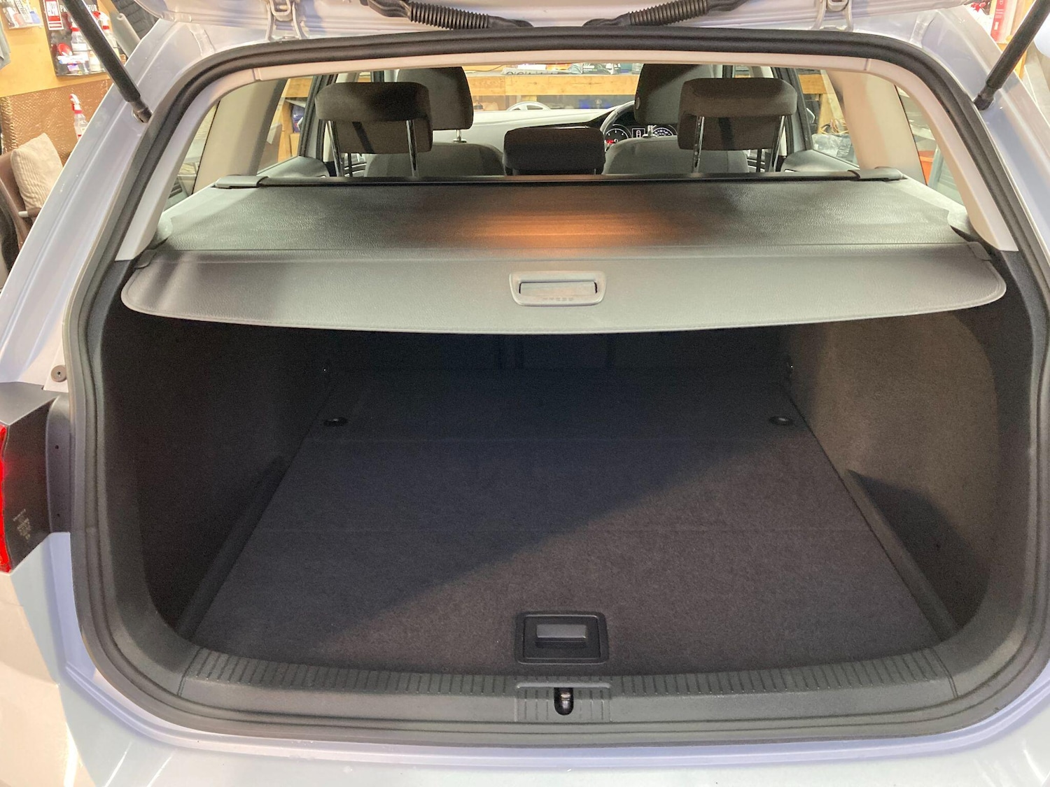 Used Volkswagen Golf 2018 for sale - 77081296: Photo 41