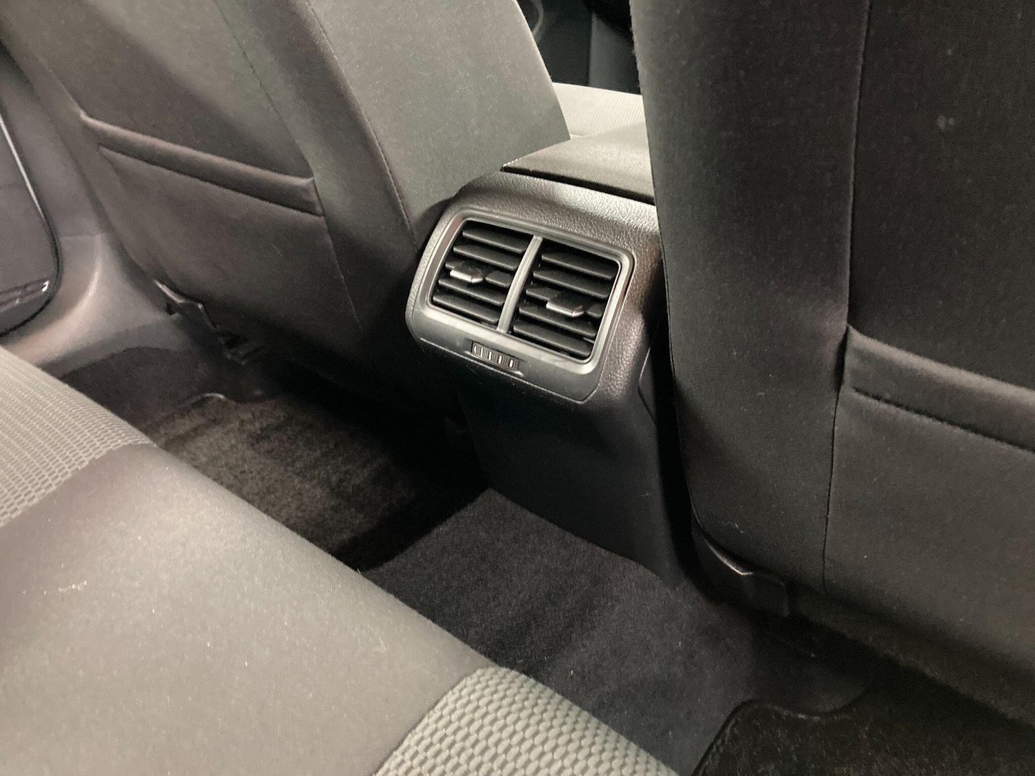 Used Volkswagen Golf 2018 for sale - 77081296: Photo 47