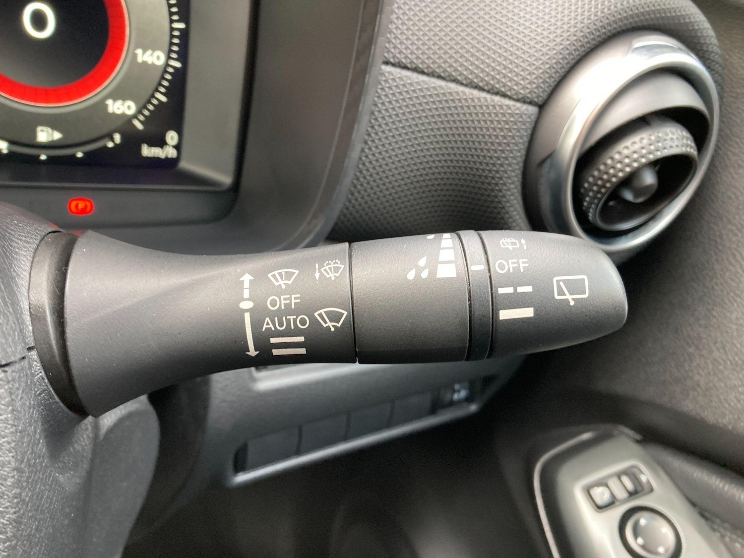 Used Nissan Juke 2025 for sale - 78100261: Photo 50