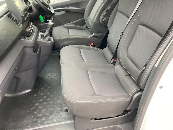 Used Nissan Primastar 2023 for sale - 76318129: Photo 30