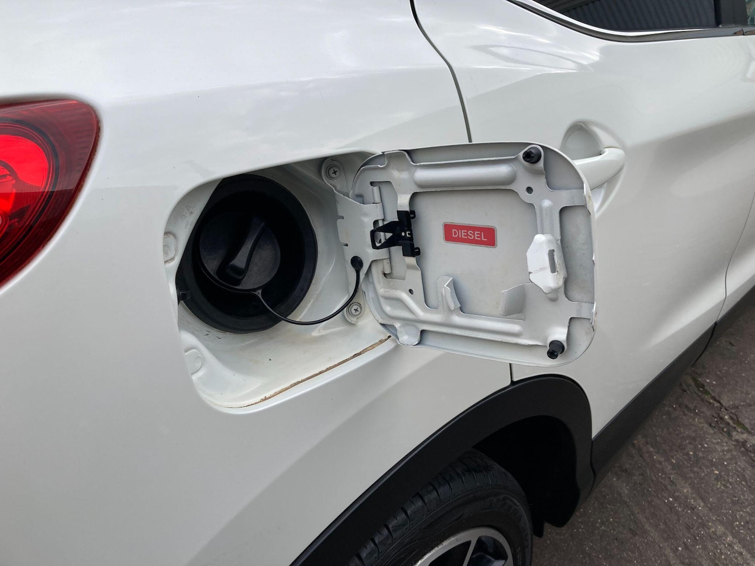 Used Nissan Qashqai 2017 for sale - 76472105: Photo 19