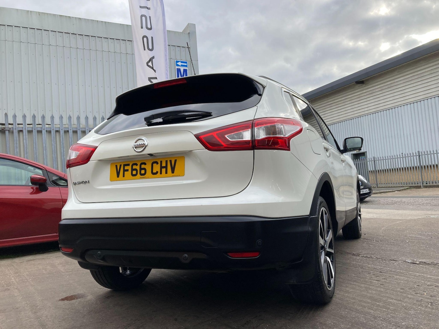 Used Nissan Qashqai 2017 for sale - 76472105: Photo 23