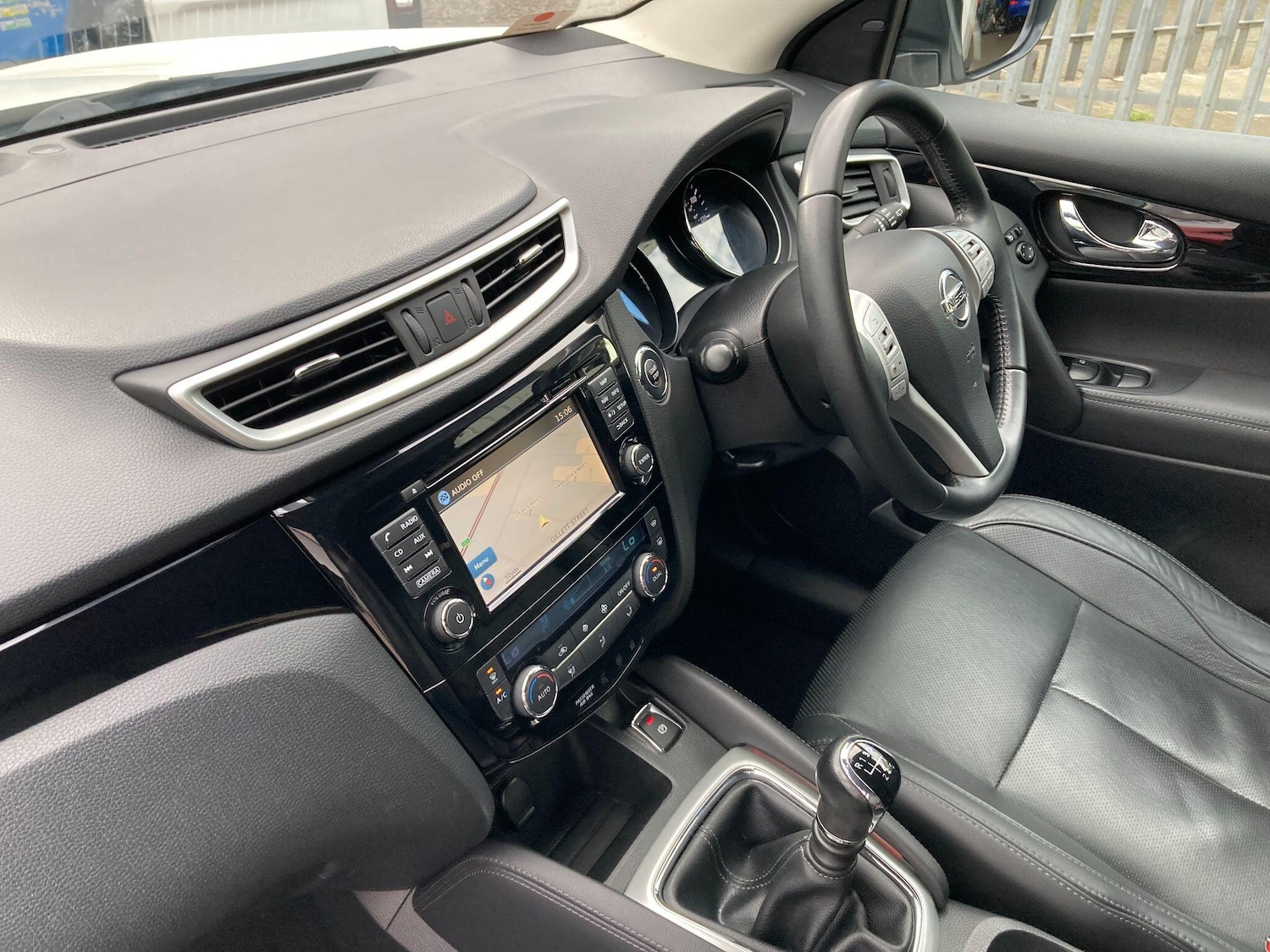 Used Nissan Qashqai 2017 for sale - 76472105: Photo 34