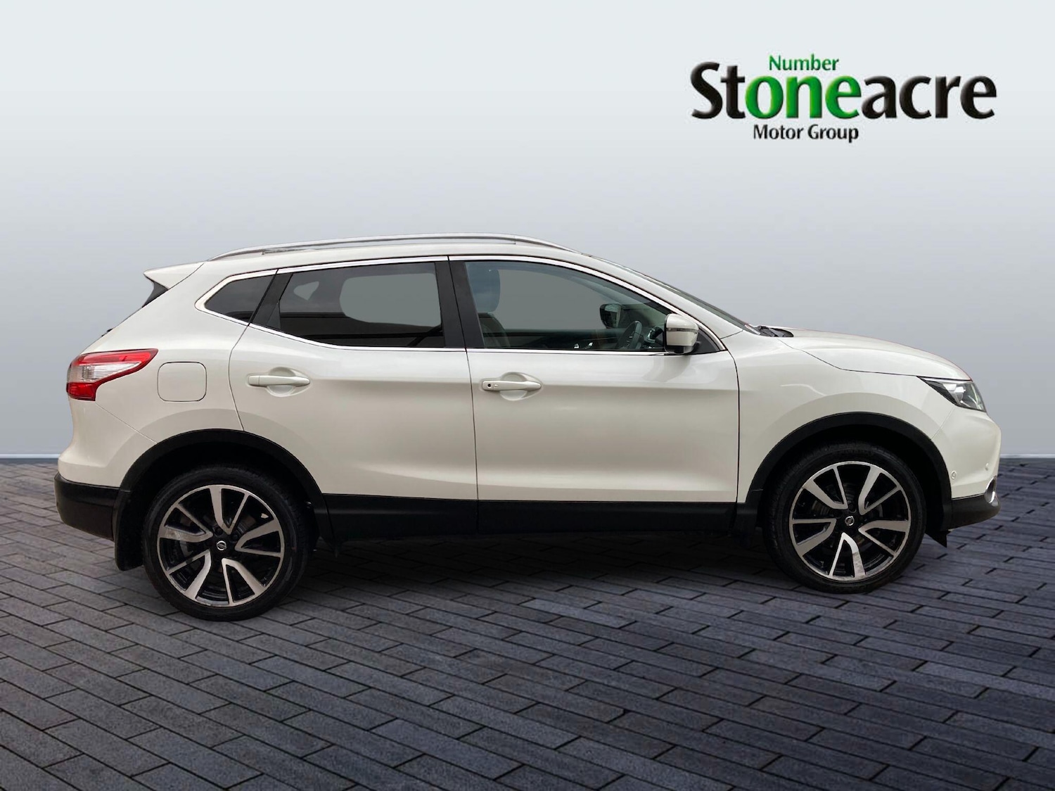 Used Nissan Qashqai 2017 for sale - 76472105: Photo 7