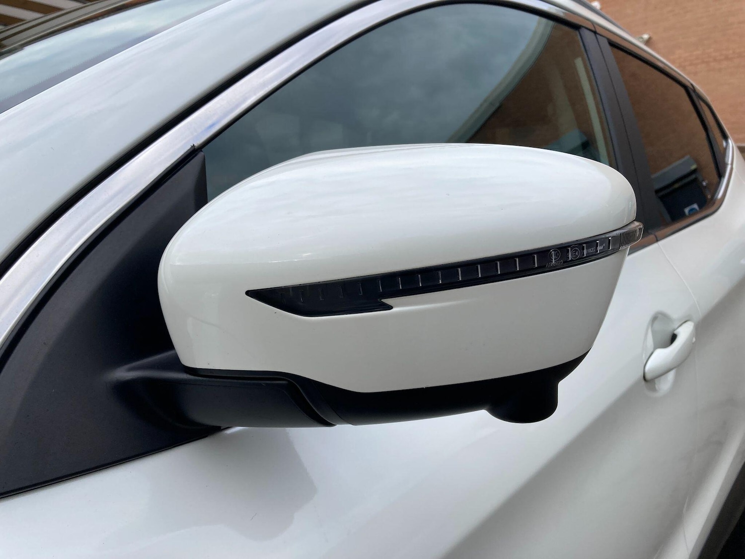 Used Nissan Qashqai 2017 for sale - 76472105: Photo 9