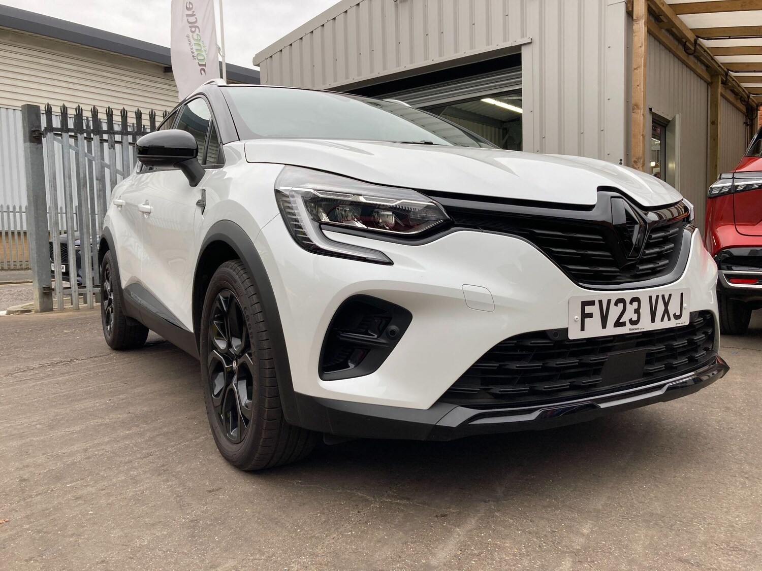 Used Renault Captur 2023 for sale - 76318151: Photo 18