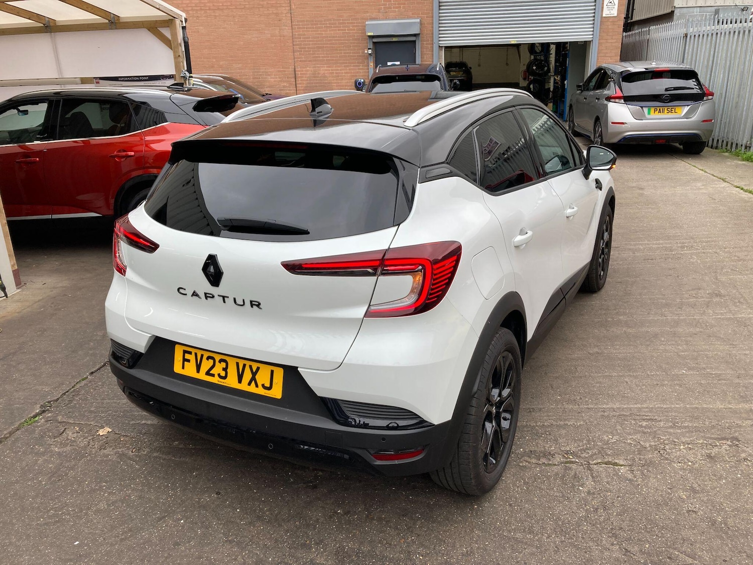 Used Renault Captur 2023 for sale - 76318151: Photo 23